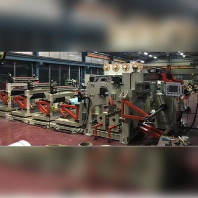 Mesin Penggulung Foil Tembaga Sinkron 4 Lapisan Efektif Tinggi dengan Motor Daya Tinggi 30KW dan Pengelasan TIG Presisi