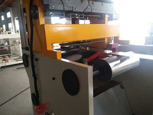 60 rpm Transformer Automatic Foil Winding Machine Dengan Pengelasan Tekanan Dingin